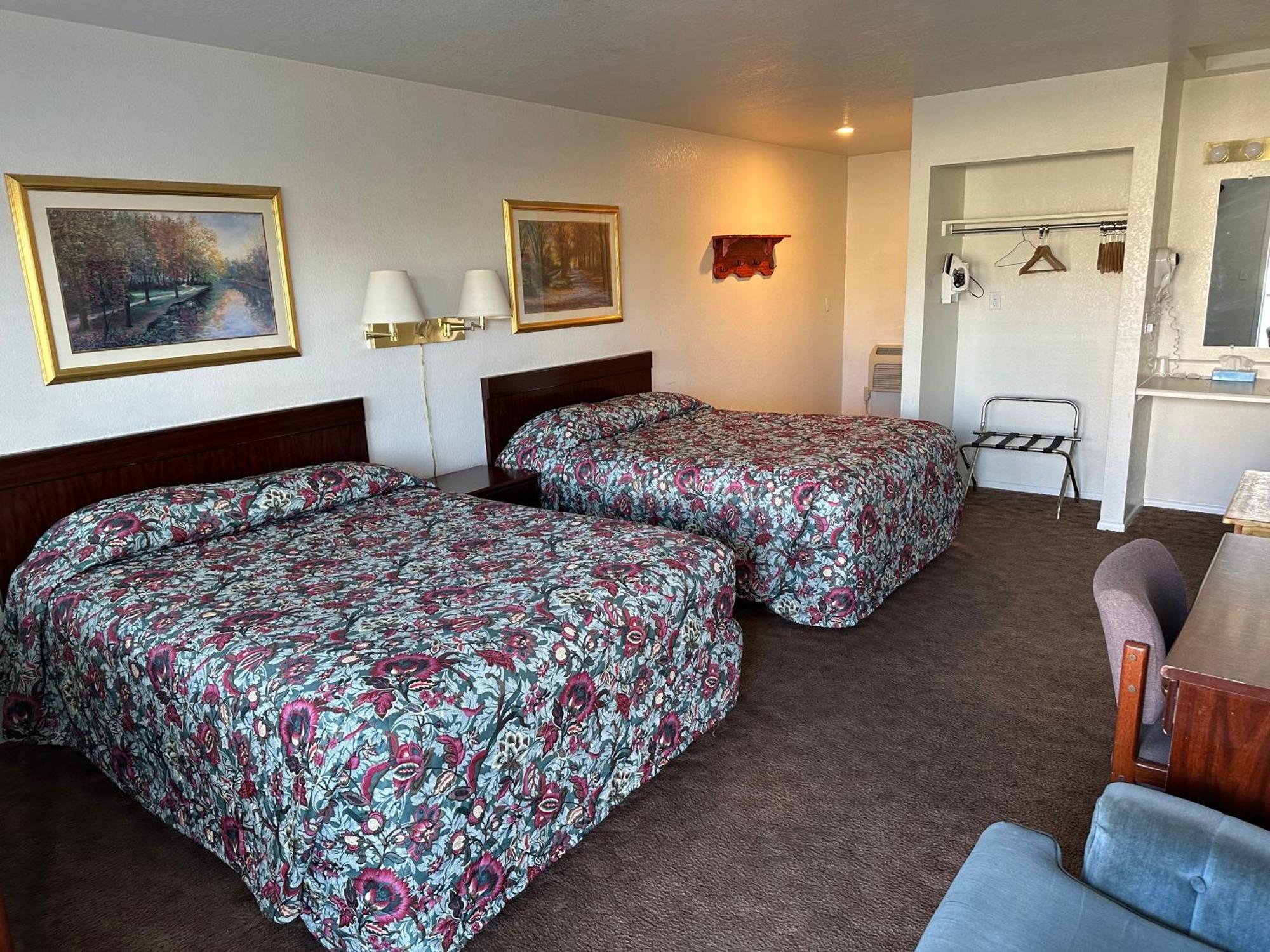 Rim Rock Motel Alturas Extérieur photo