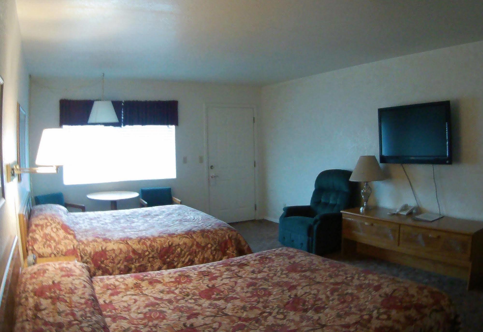Rim Rock Motel Alturas Extérieur photo