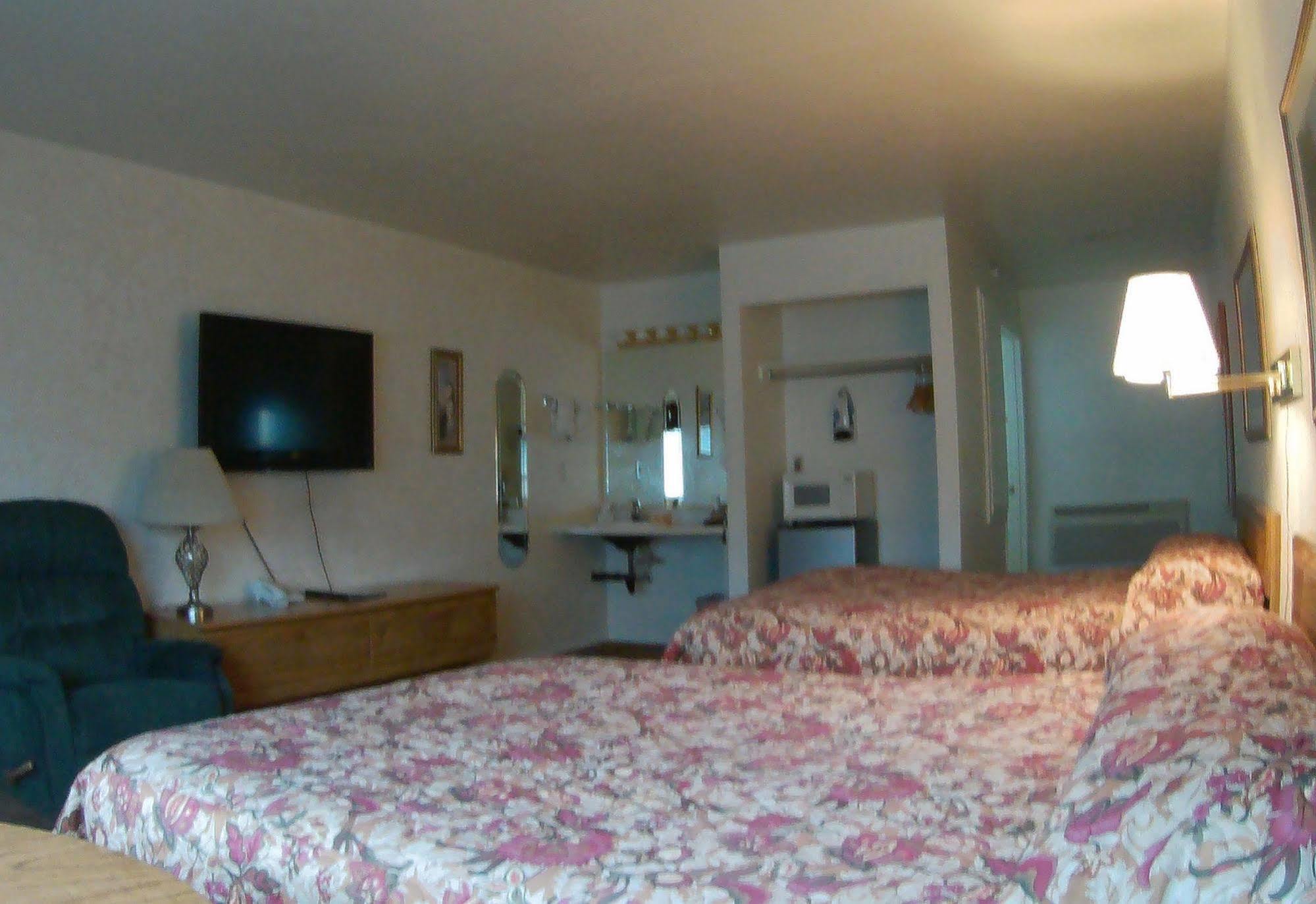 Rim Rock Motel Alturas Extérieur photo