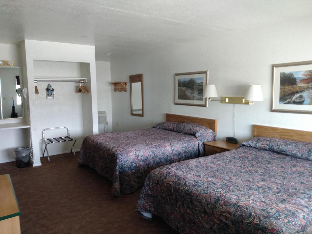 Rim Rock Motel Alturas Extérieur photo